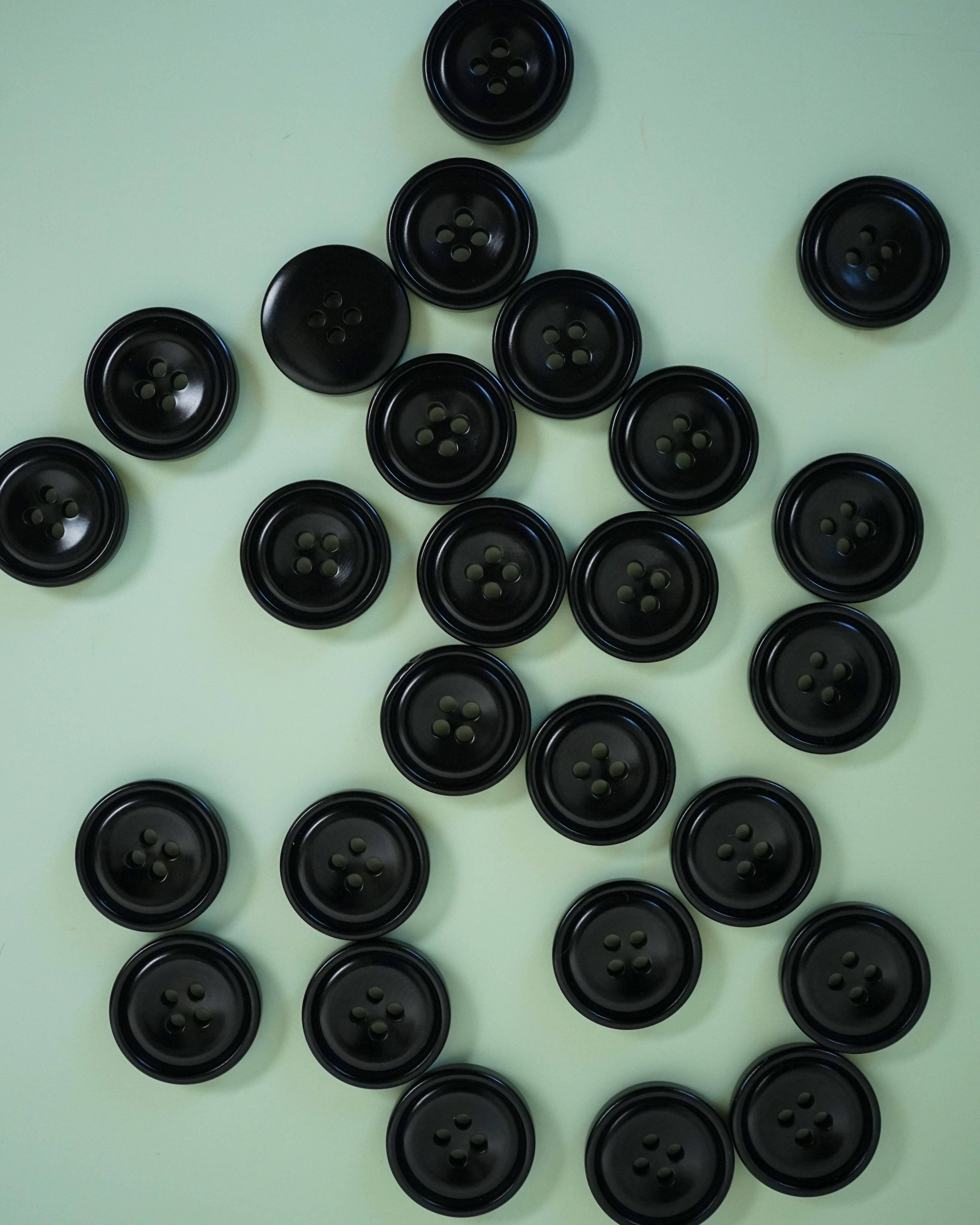 Corozo Buttons (20mm) — Matchy Matchy Sewing Club, photo 4 of 8