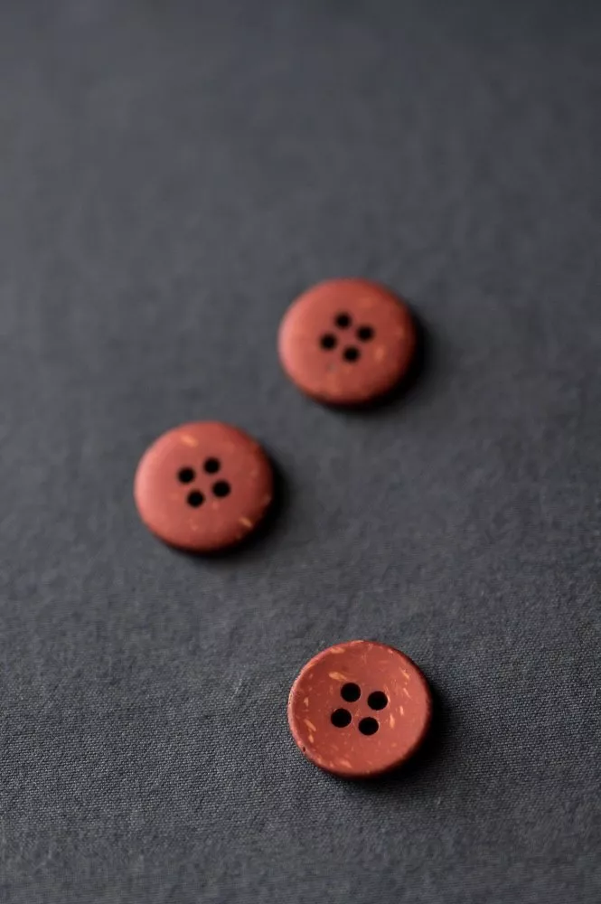 Speckles Button — Merchant and Mills, photo 1 of 3