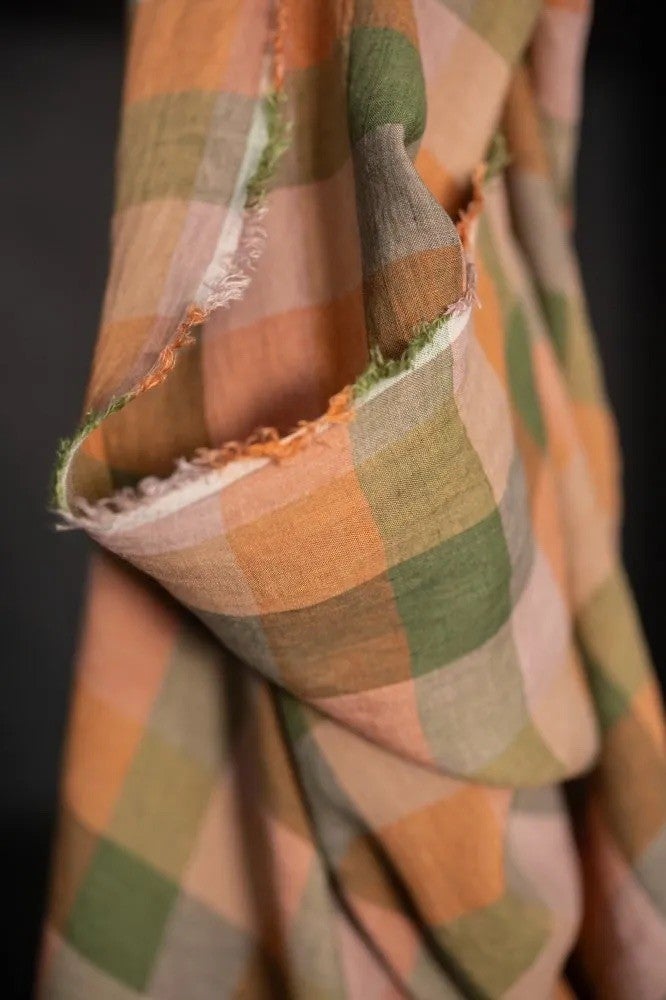 Sea Holly Linen — Merchant and Mills, photo 2 of 4