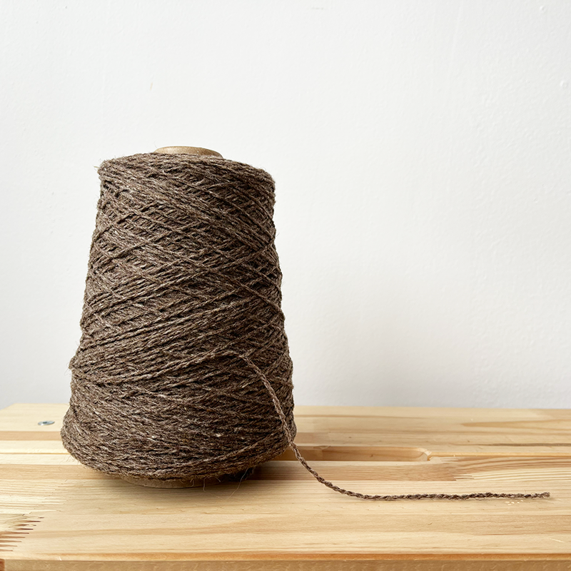 Brusca Wool Yarn — Retrosaria Rosa Pomar, photo 3 of 3