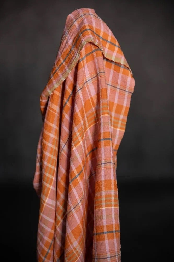 Daphne Check Linen — Merchant and Mills, photo 3 of 3