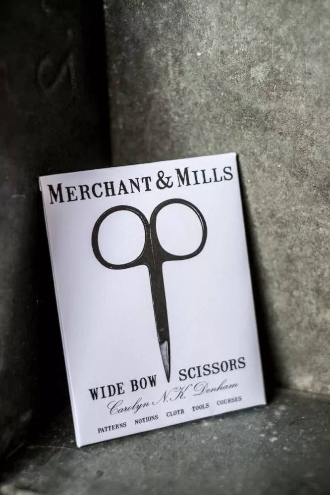 Wide Bow Scissors — Merchant and Mills, photo 3 of 3