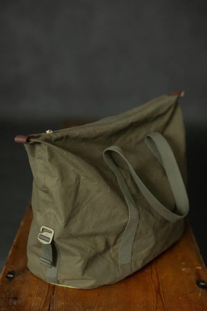 Francli Weekender Bag — Merchant and Mills, photo 2 of 6