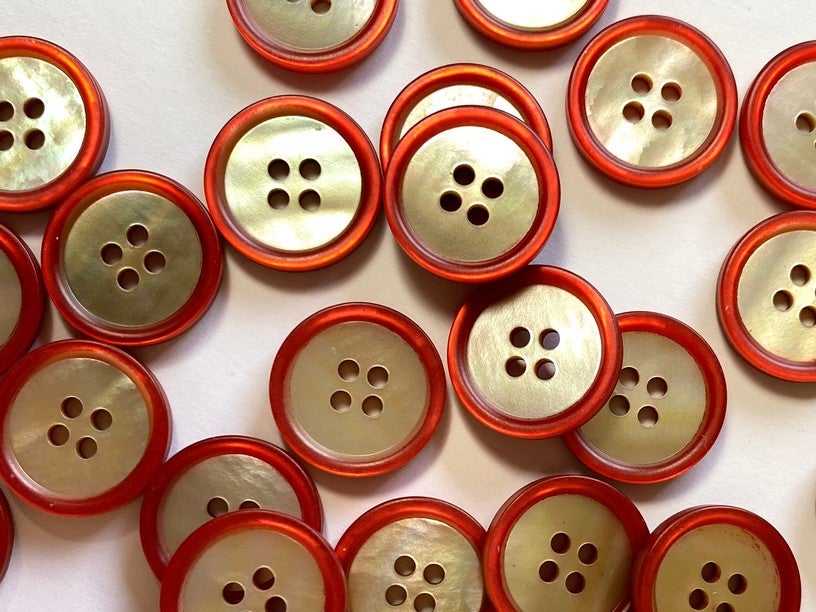Rimmed Mother of Pearl Buttons, photo 1 of 2