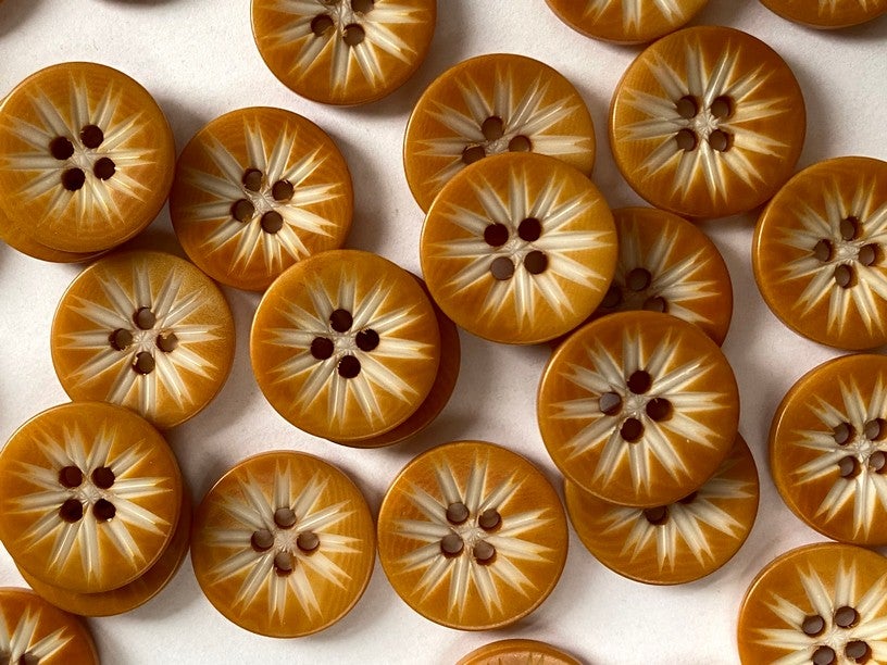 Corozo Starburst Buttons, photo 1 of 5