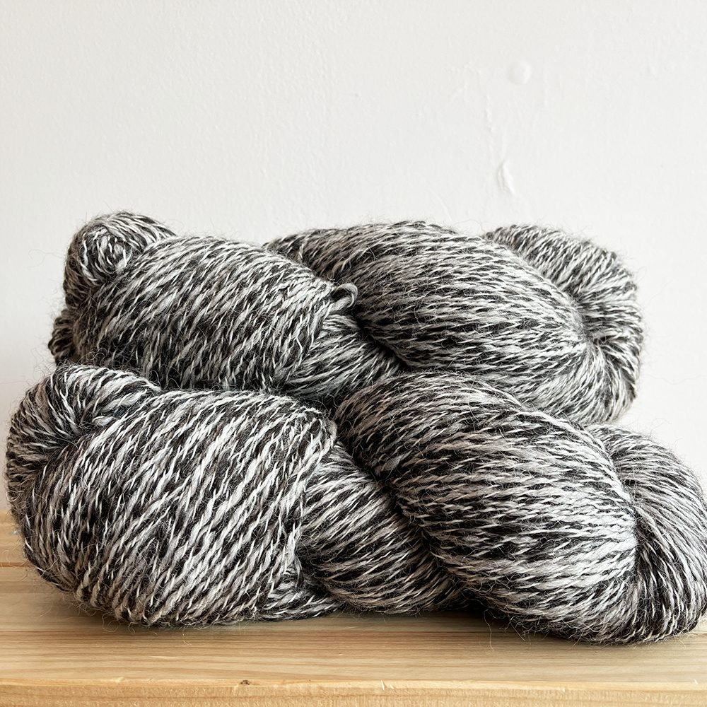 Peruvian Tweed Alpaca — Henry's Attic, photo 4 of 5