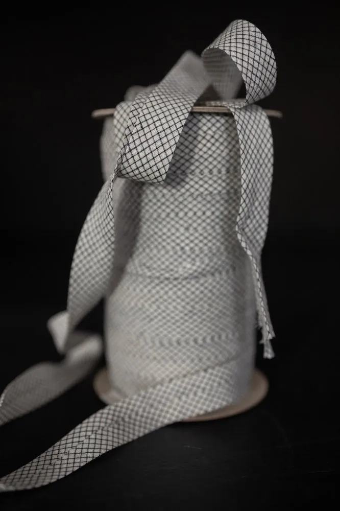 Bias Binding — Merchant and Mills, photo 2 of 5