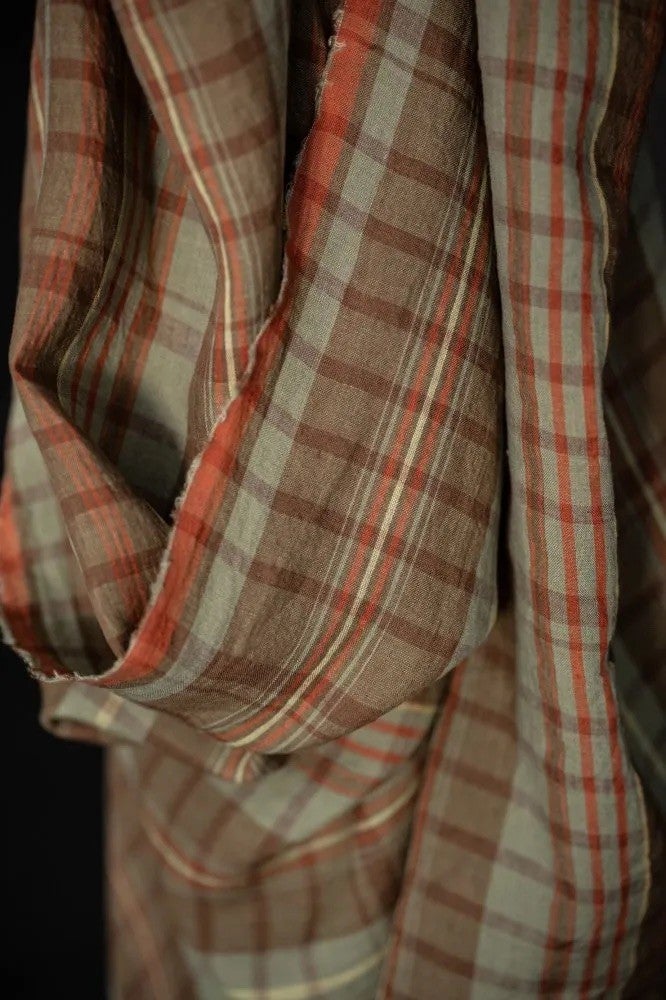 Wilma Check Linen — Merchant and Mills, photo 3 of 3