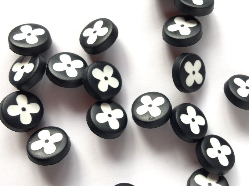 Flower Buttons, photo 1 of 3
