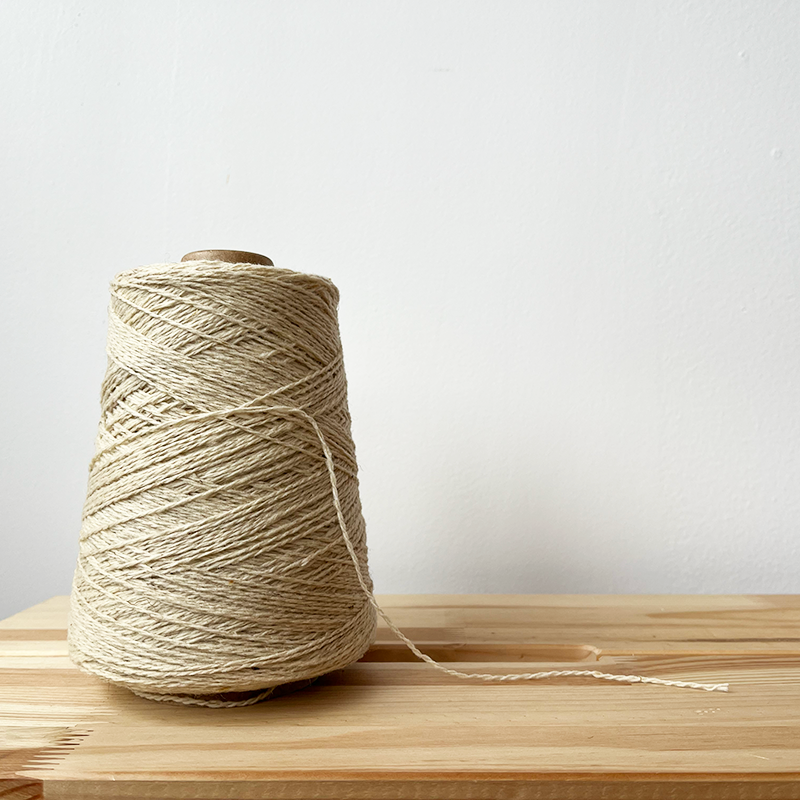 Brusca Wool Yarn — Retrosaria Rosa Pomar, photo 1 of 3